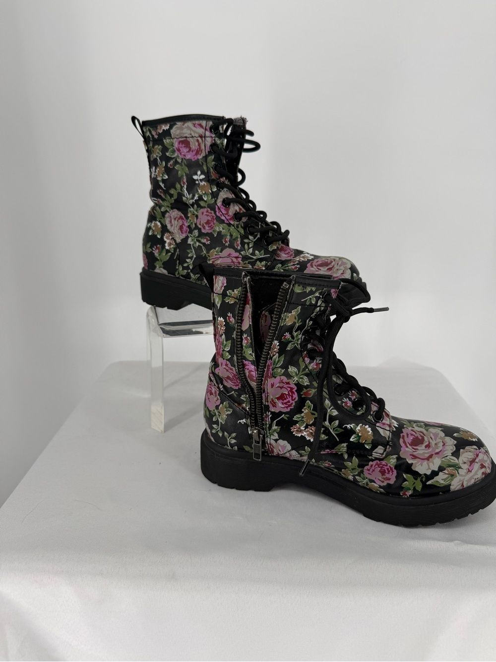 Mossimo Supply Co Floral Lace-Up Combat Boots - Pink/Black 
Size 7